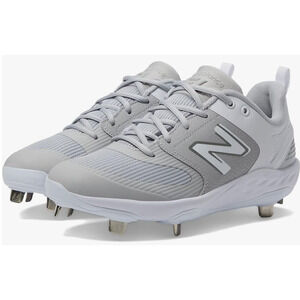 New Balance Women's Fresh Foam Velo V3 Softball Shoe, Grey/White, 6